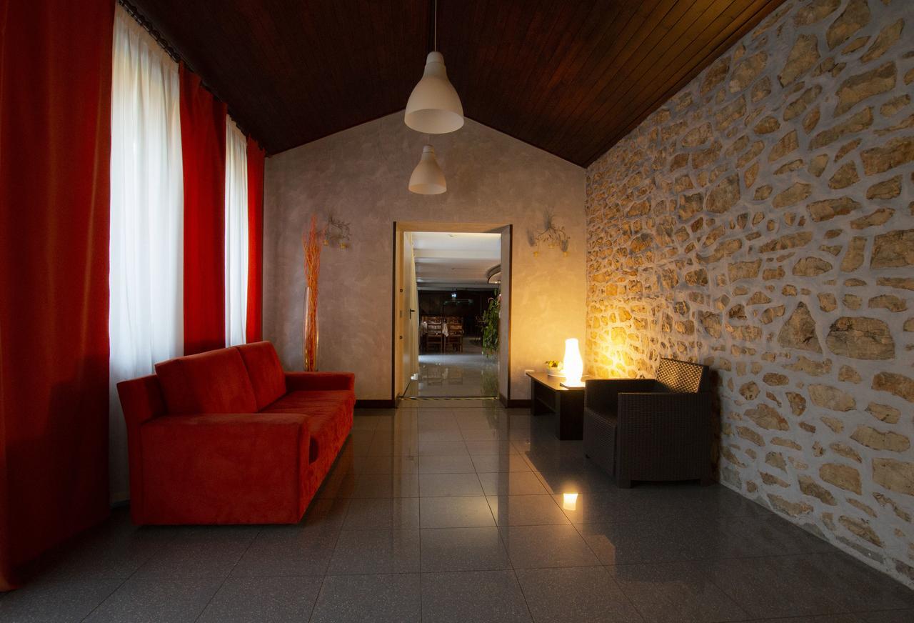 Hotel San Zeno San Zeno di Montagna Exterior photo
